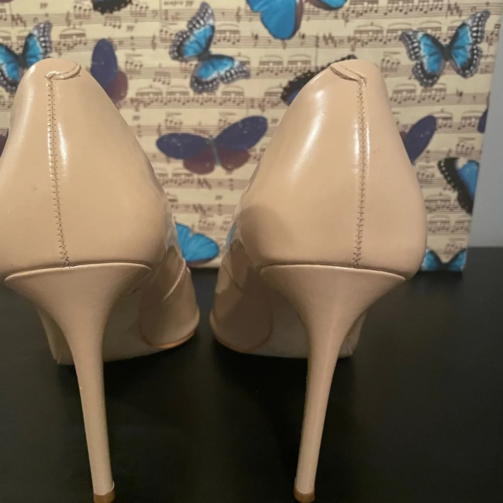 Steve Madden Women’s Nude Pointed-Toe Stiletto Pumps